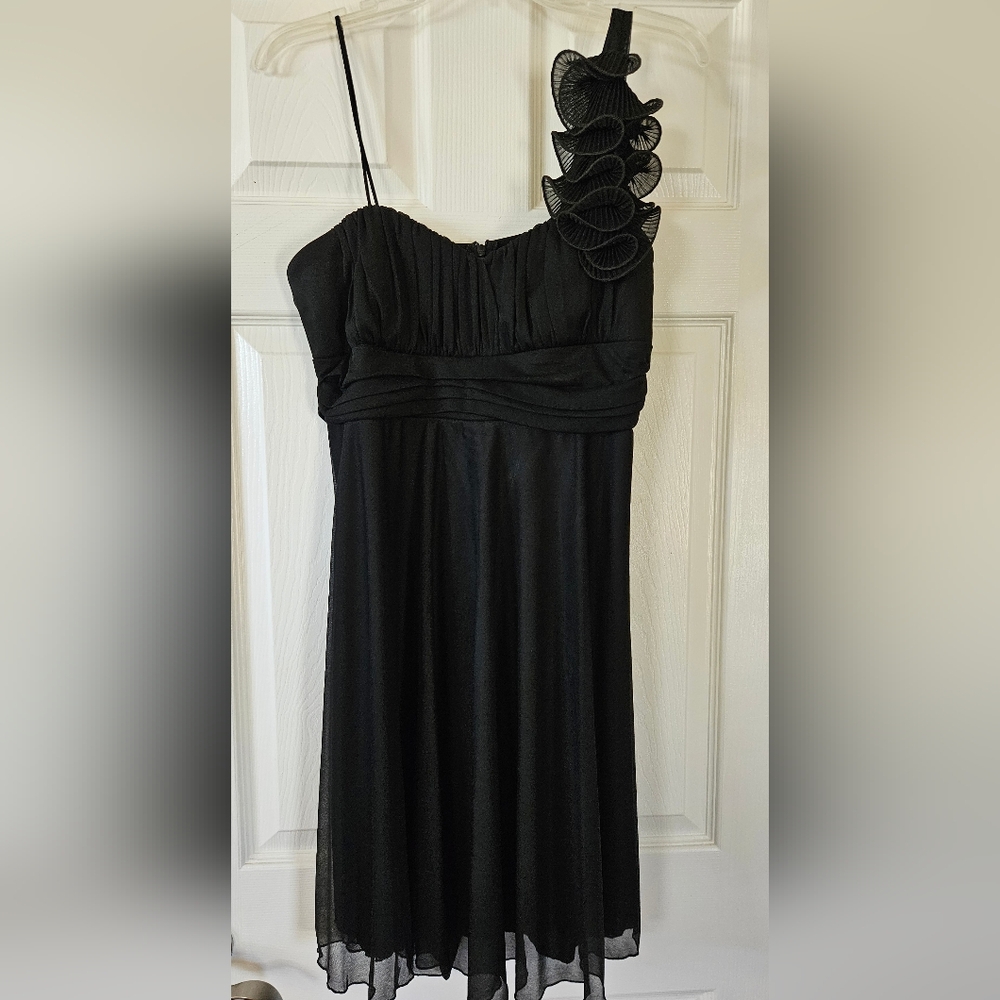 Grace Black One Shoulder Dress